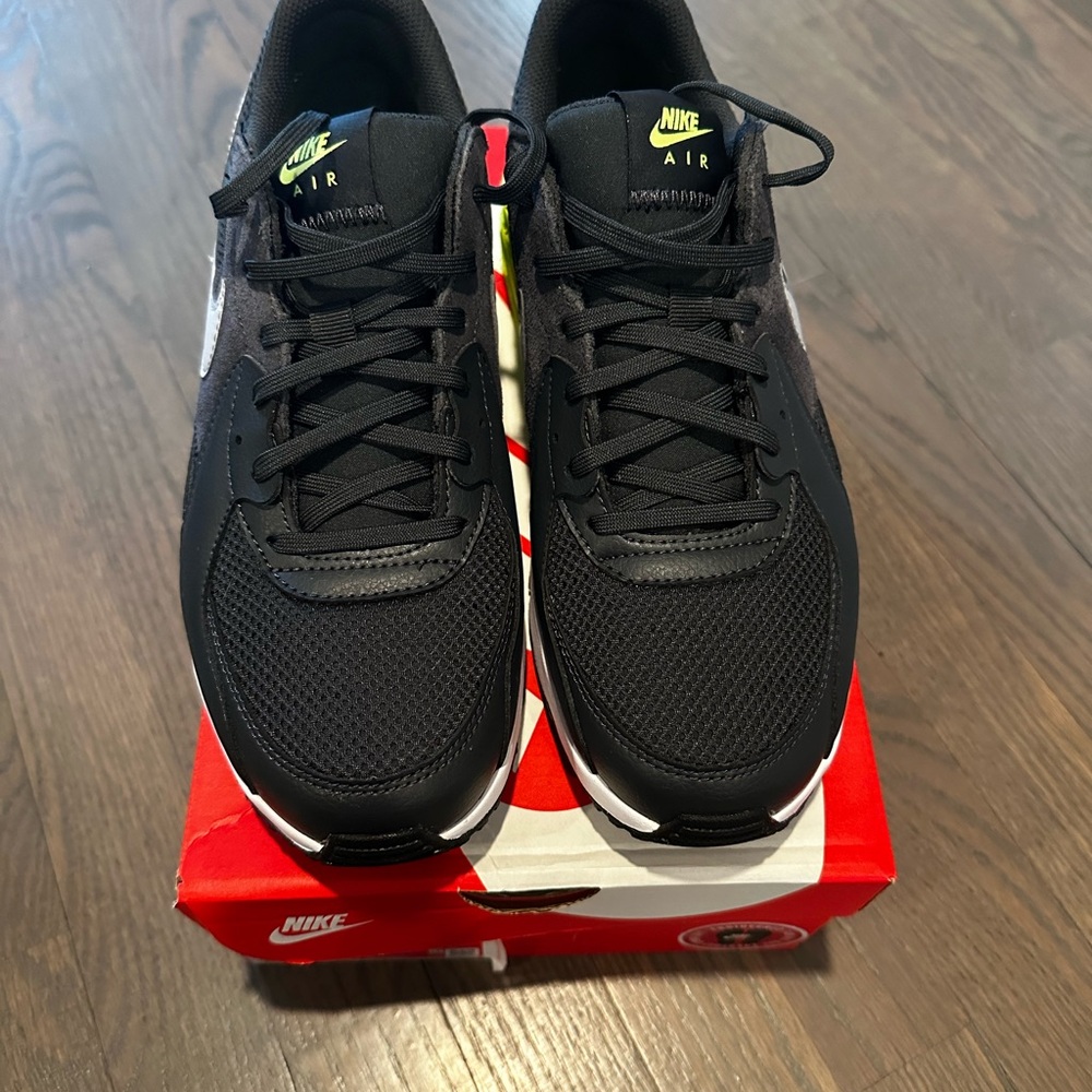 Nike Men's Air Max Ecee